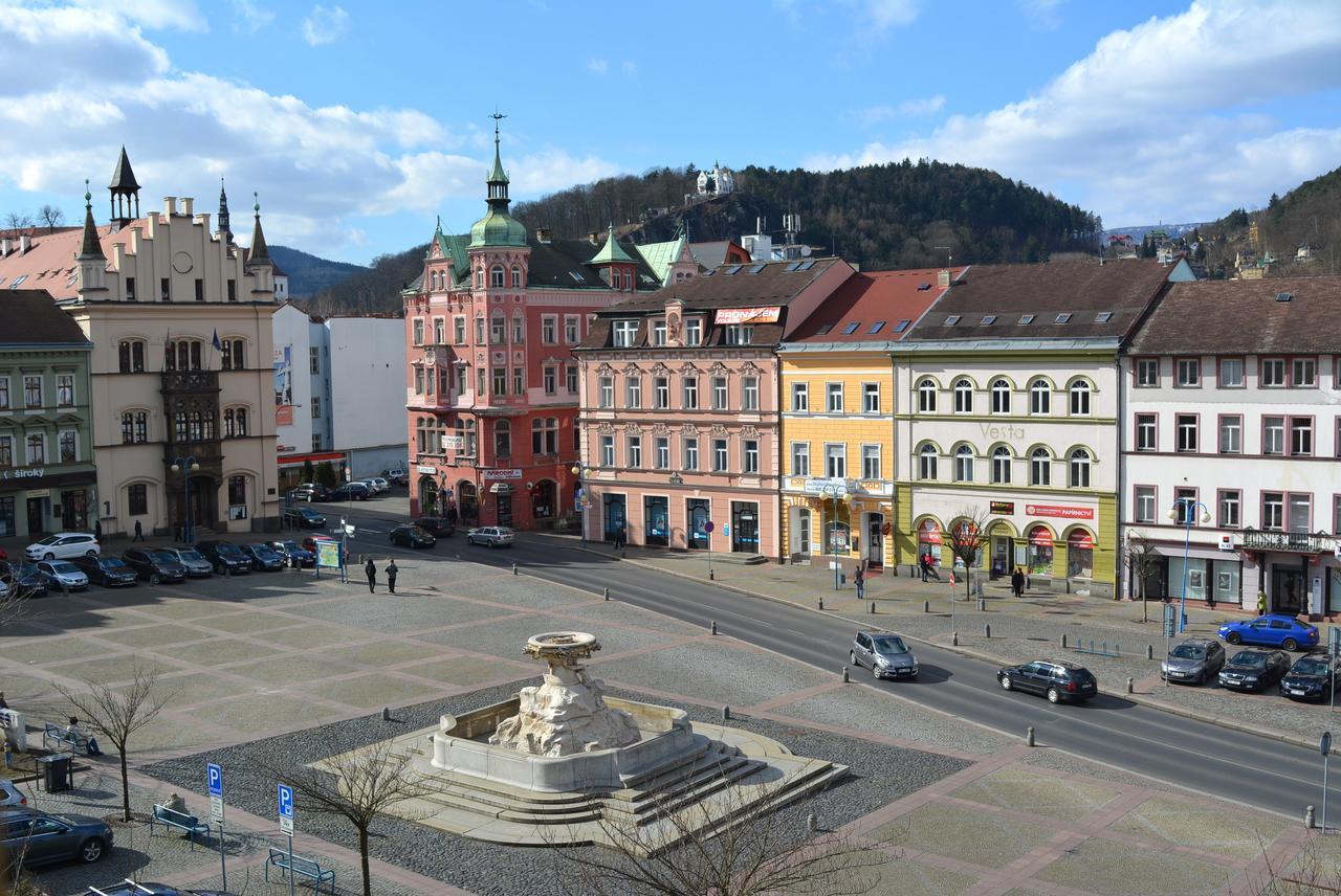 Hotel Posta Decin Exterior photo